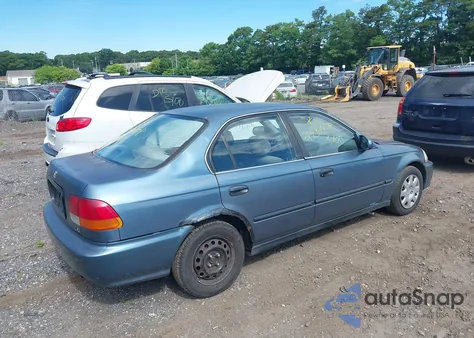 1998 Honda Civic Lx z USA, uszkodzony, nr VIN 2HGEJ6674WH591448